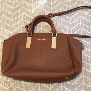 Calvin Klein Cross over Tan bag